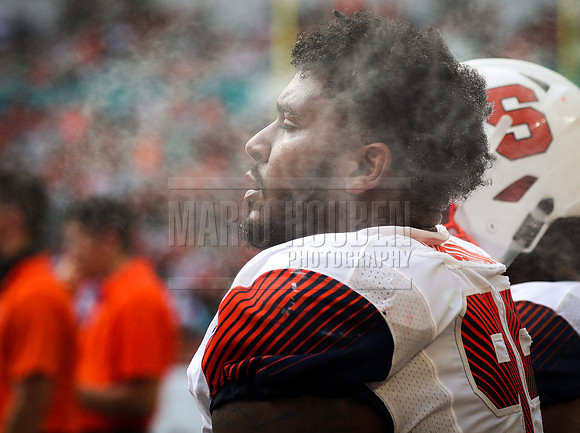 NCAA Football 2017: Syracuse vs Miami OCT 21